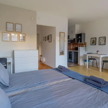 Peaceful Garden In Hollo Street 公寓 布达佩斯